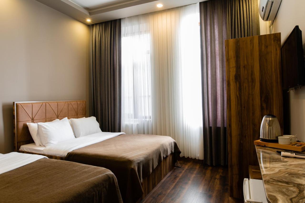 Taksim Mood Aparthotel Istanbul Bagian luar foto
