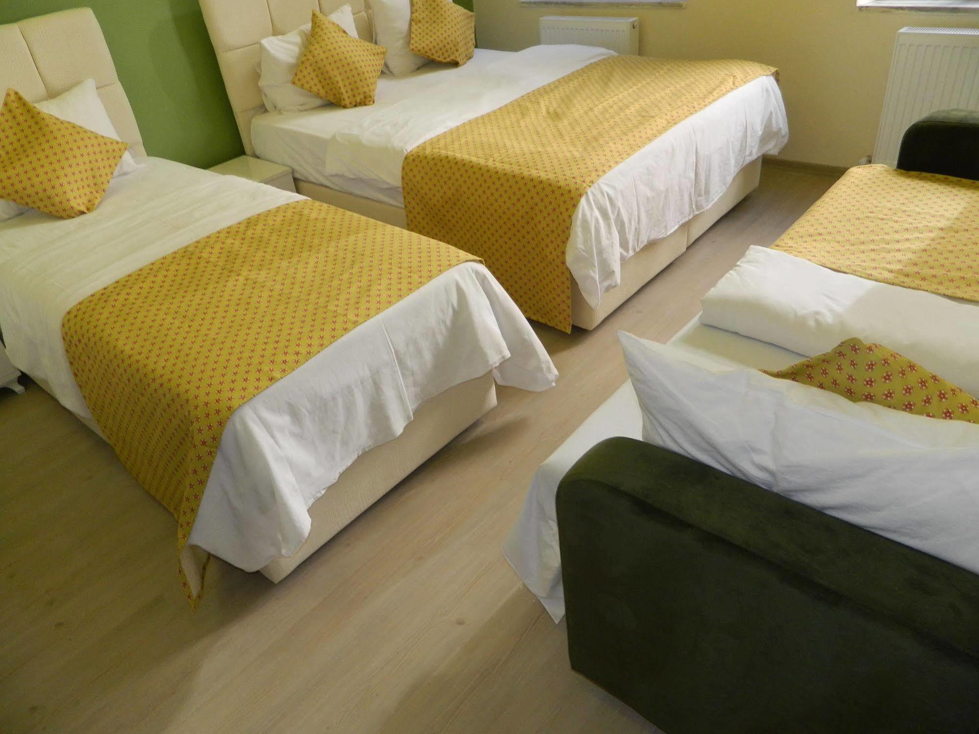 Taksim Mood Aparthotel Istanbul Bagian luar foto